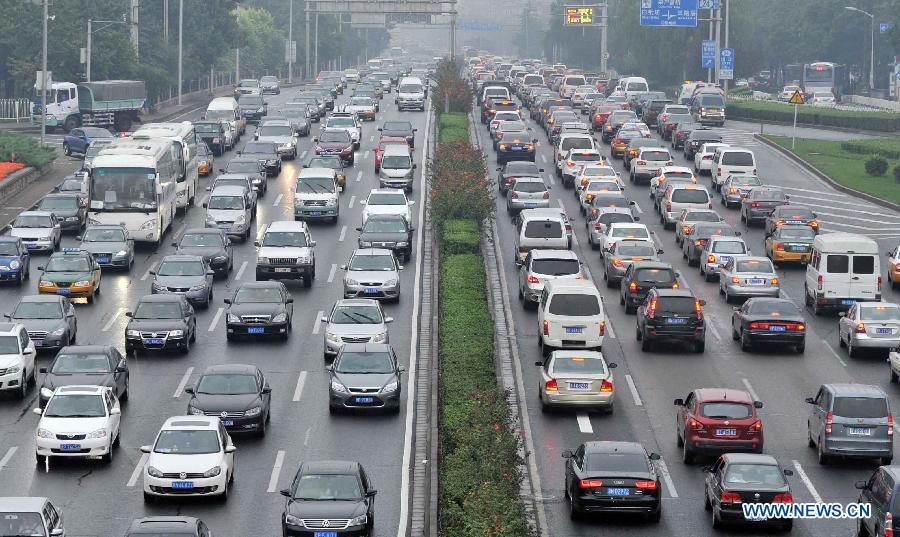 Beijing suffers from heavy traffic ahead of festival