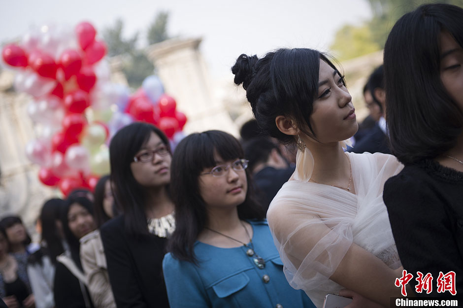 High school students participate in coming-of-age ceremony in Beijing