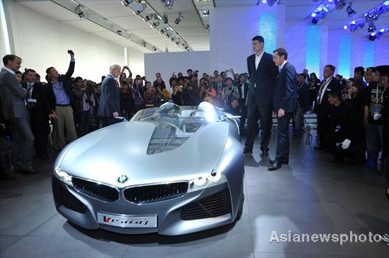 Yao Ming attends Auto Shanghai 2011