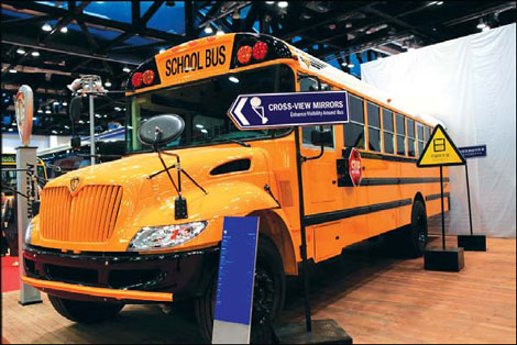 School bus makers see the right signals