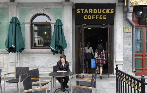 Lingering customers just one hurdle for Starbucks China growth