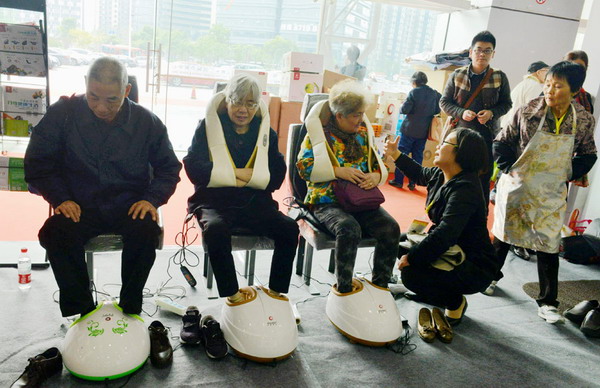 China encourages foreign investment in elderly services