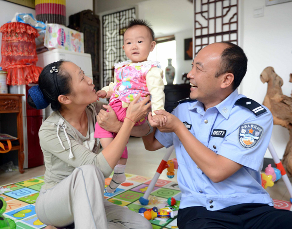 Small town cop with a big heart elected deputy