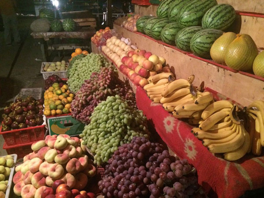 Looking for the night market? Just follow your nose