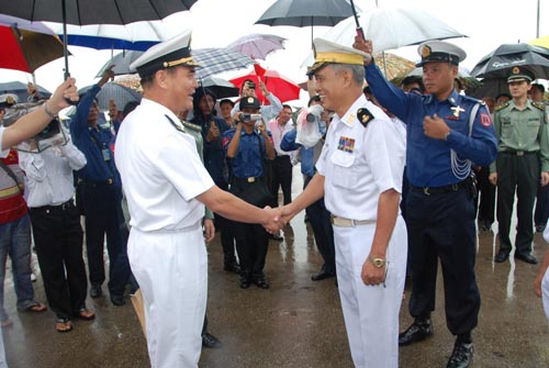 China navy escort warships make port call in Myanmar