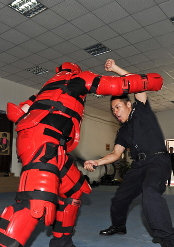 Chongqing policemen join training exercise