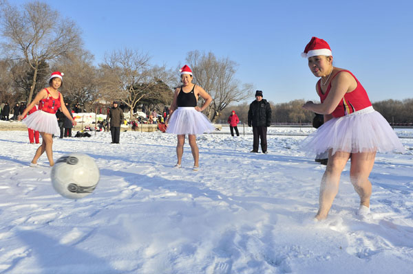 Snow brings smiles to the chilly north