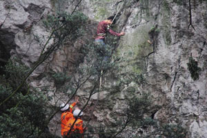 Building collapse kills one in E. China