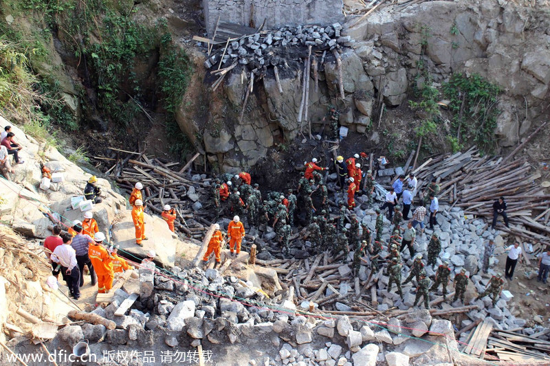 Death toll from S China bridge collapse rises to 11