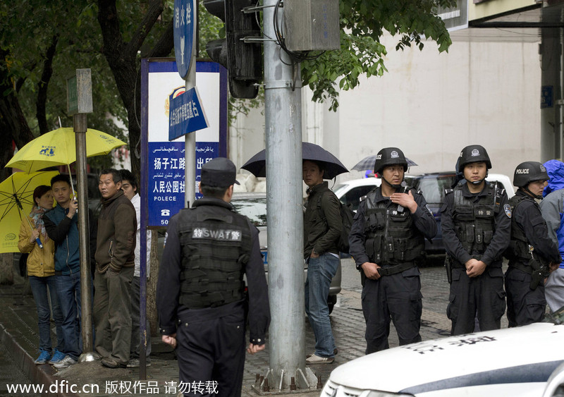 Urumqi restores order after terror attack