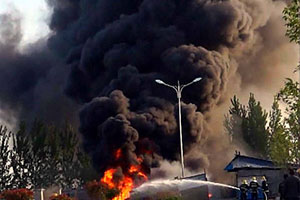 Firefighters conduct chemical leak drill in Anhui