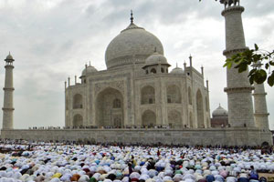 Chinese Muslims celebrate Eid al-Fitr