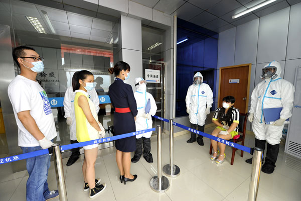 Anti-Ebola drill held in Hunan