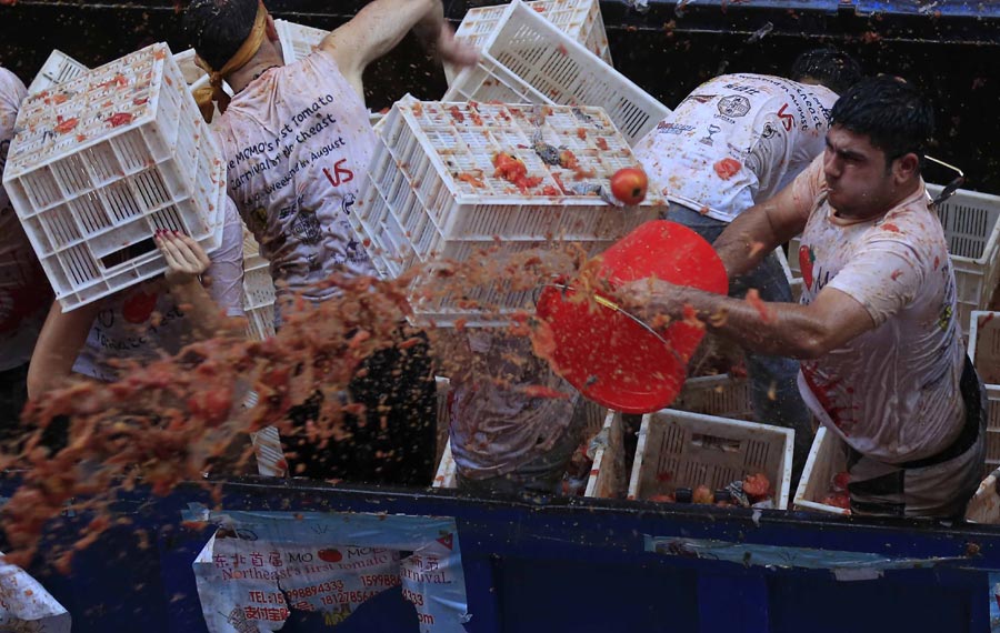 Tomatina joy in Northeast China