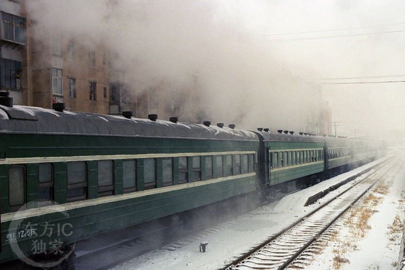 Last call for China's quaint 'green' trains