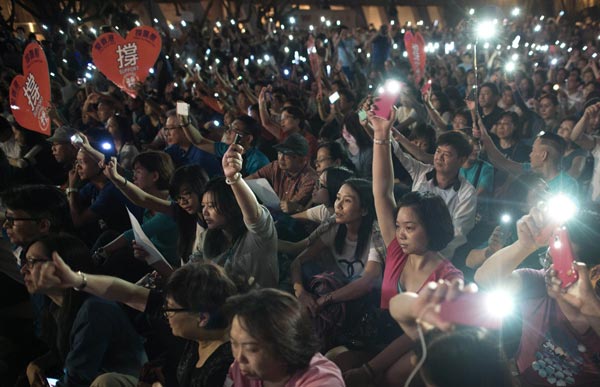 HK residents say no to blockades and disorder