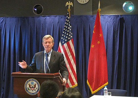 Chinese students benefit from new visa policy