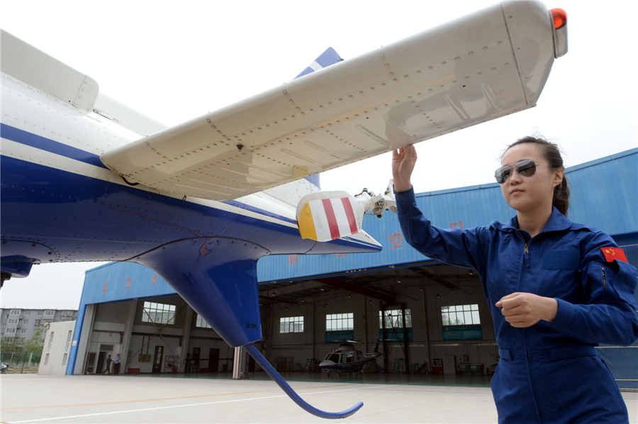 Beijing female pilots ready for takeoff