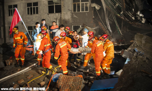 12 dead in East China shoe factory collapse