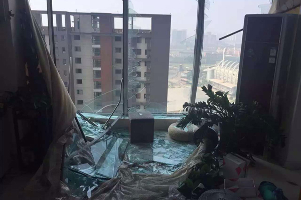 Photos after massive blasts in Tianjin