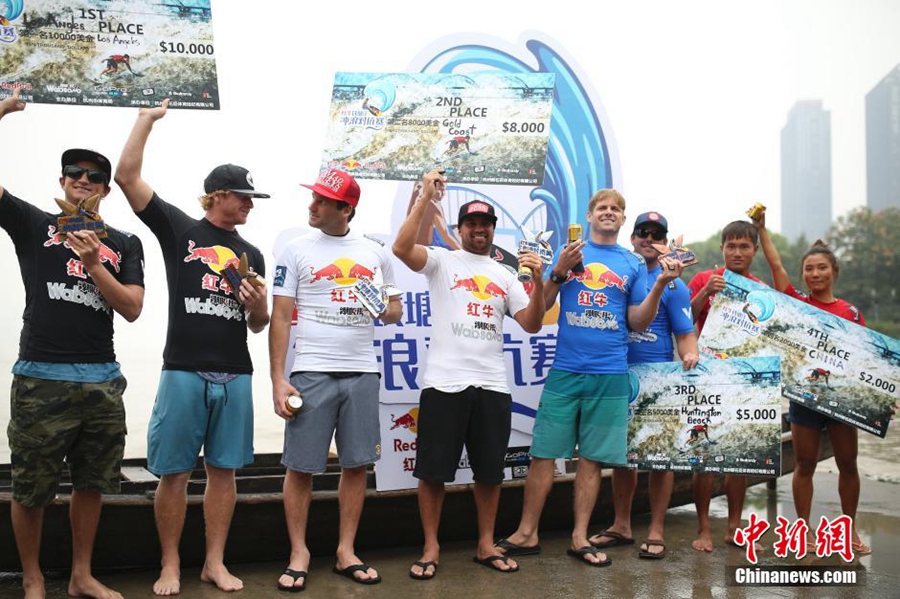 Surfing competition held on Qiantang River