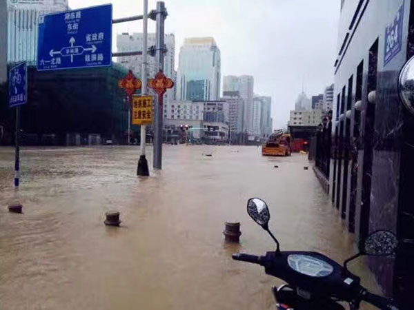 Typhoon Megi makes landfall in East China