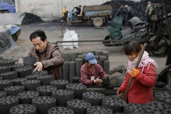 Hebei bans coal consumption in counties neighboring Beijing