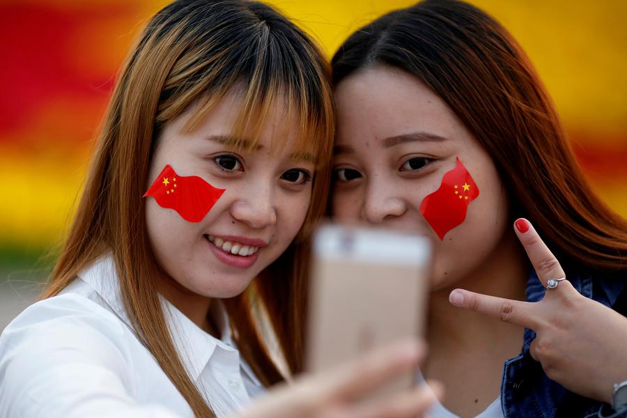 New China, new era: Selfies mark National Day