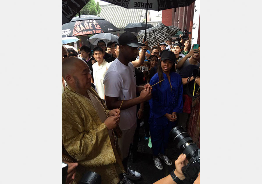 NBA star Dwyane Wade visits Shaolin Temple, learns Kung Fu