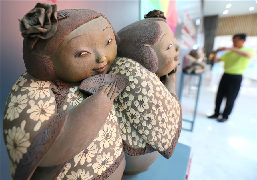 Qingdao showcases beauty of sculptures at international festival