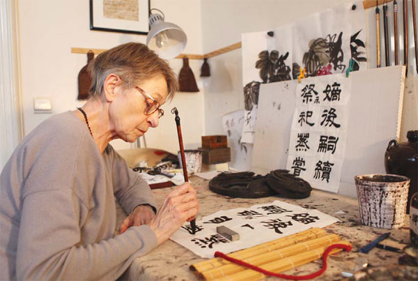 Calligraphy gives her life balance