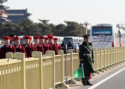 聚焦武警北京总队两会执勤哨兵