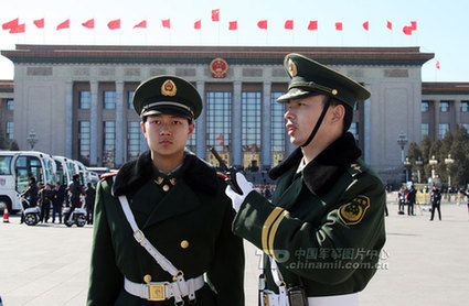 聚焦武警北京总队两会执勤哨兵