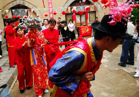 豫西地坑院 传承千年居住民俗（组图）