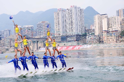 2012中美澳艺术滑水对抗赛彭水开战 中国队领跑首天比赛