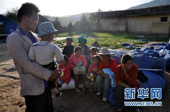 甘肃岷县漳县交界地震致12.3万人受灾89人死亡