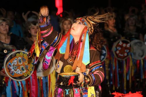 全国网络媒体龙江行探访饶河县 体验赫哲族祭江祭祀活动