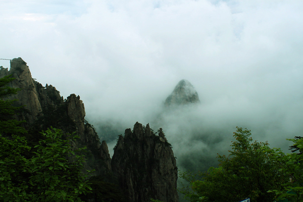 雾锁黄山