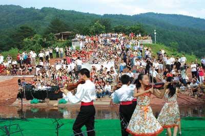 名山秀水地 休闲黄山区