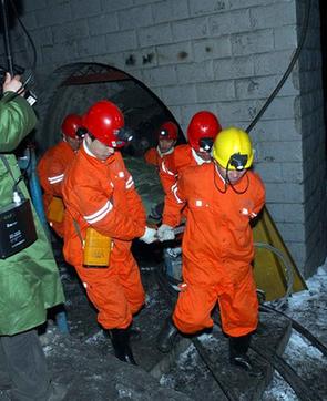 七台河煤矿透水：5矿工被困106小时后生还