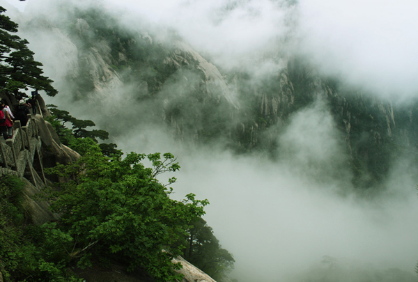 图说安徽 雾锁黄山