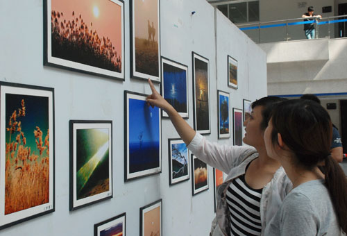 石河子大学举办毕业生毕业环节教学成果汇报展