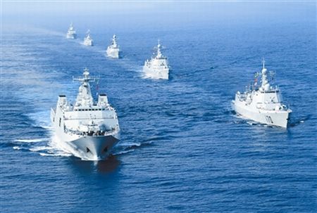 中国海军国产新一代战舰密集下水 快速形成战力