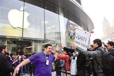 苹果亚洲最大零售店开业 iPhone 5缺席