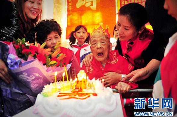 中国老人突破2亿,养老“大堤”能否抵挡?