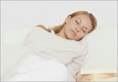 养生：22种睡眠方式会加速女人衰老