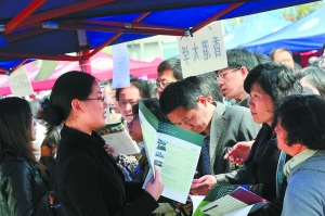 港校与内地名校激烈争生源 北大清华在京不减招