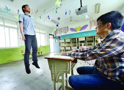 南京：今年男幼师面试 考生“少而精”