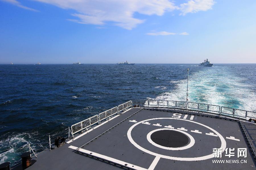 气势逼人！中国海军舰艇编队在日本海练编队运动
