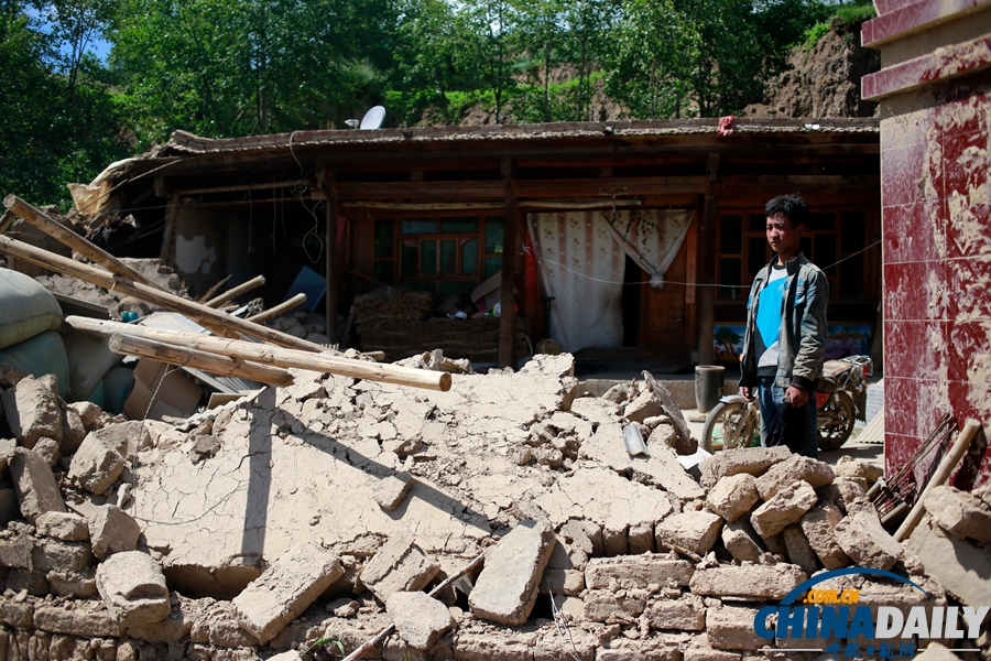 震区表情：甘肃定西6.6级地震灾后见闻